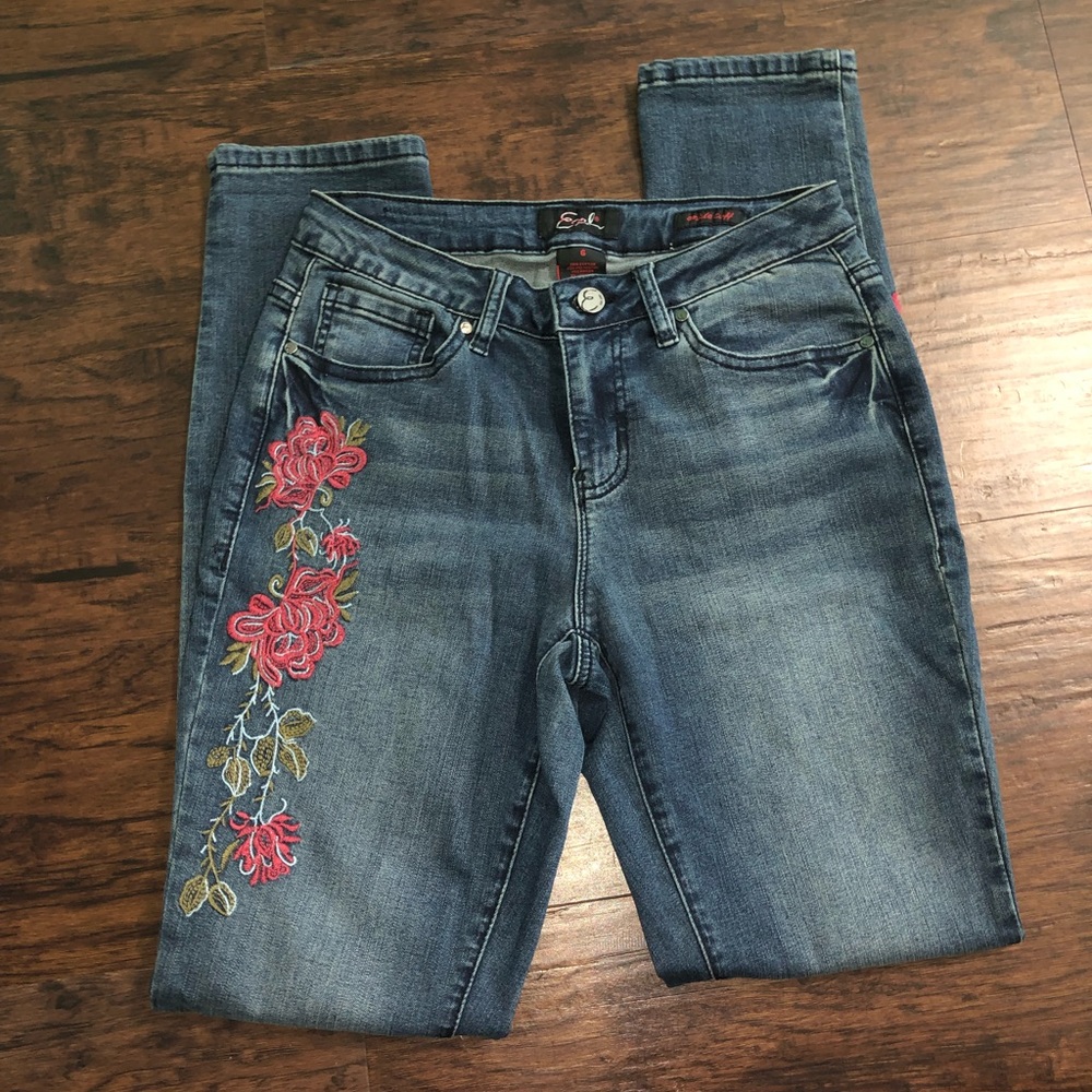 Cute embroidered jeans